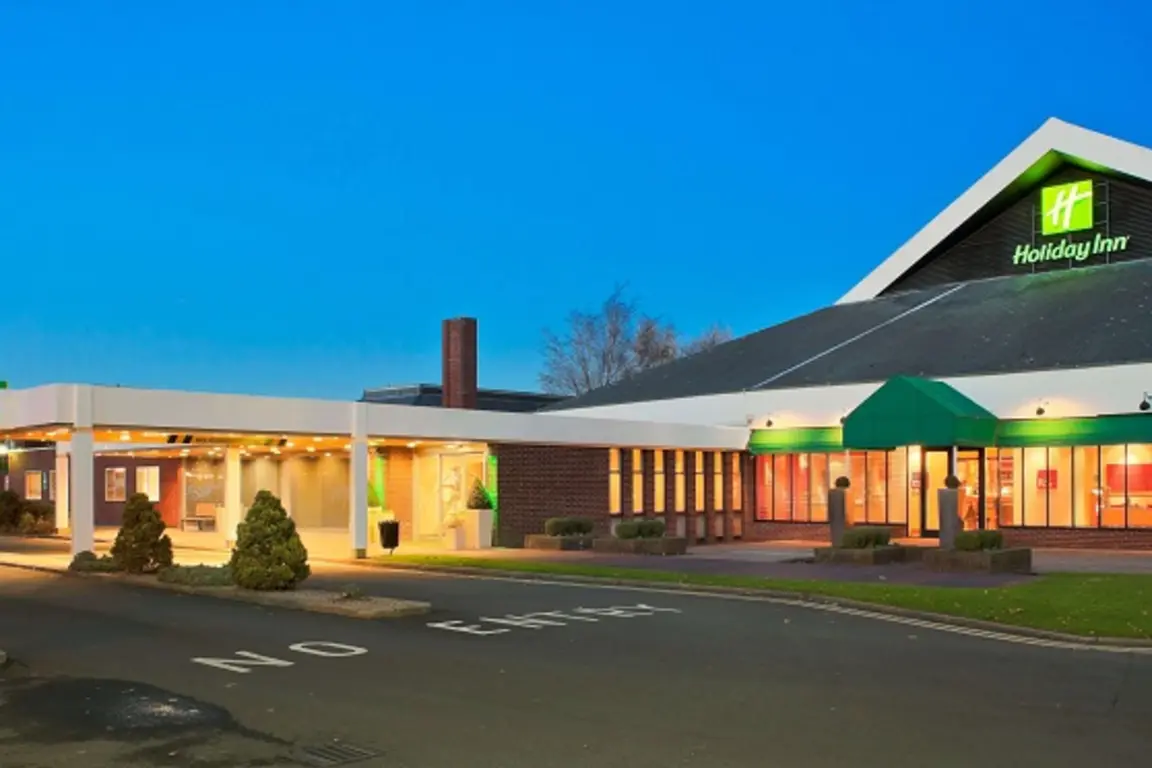 Exterior shot of the Holiday Inn in Birmingham, where our apprentices stay whilst carrying out our apprenticeships at the Technology Hub in Aston